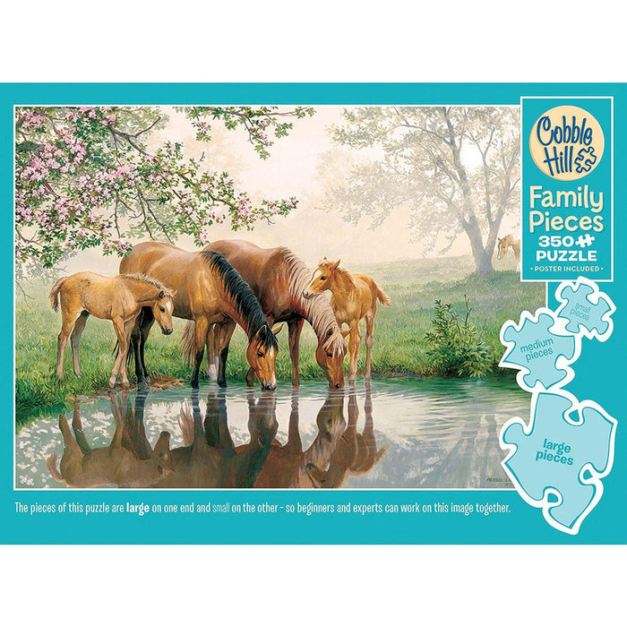 Cobble Hill - Horse Family (350-Piece Puzzle) - Limolin 